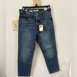 NWT Levi’s Wedgie Straight Jeans, Size 26 x 26